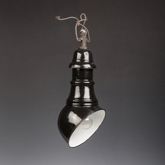  Závěsná směrová lampa smaltovaná