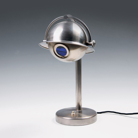 stolní lampa Vako 38 „Kyklop“