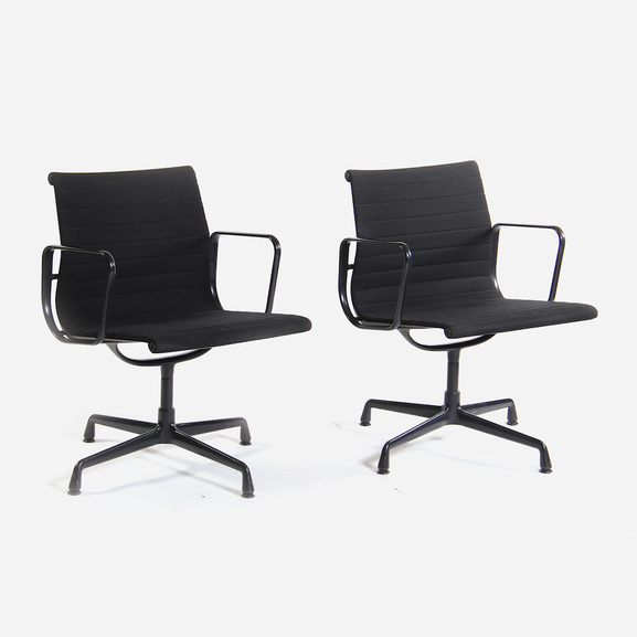 Kancelářské křeslo – Aluminium  Chair EA 107