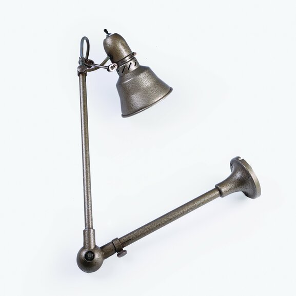 Teleskopická průmyslová lampa