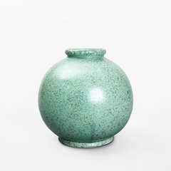 Zelená kulovitá váza
